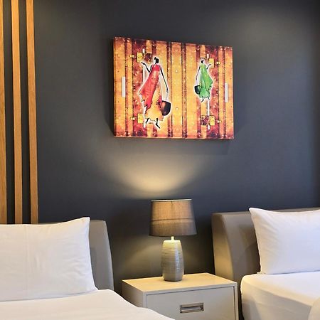 Silver 39 Corner Hotel ティビリシ エクステリア 写真